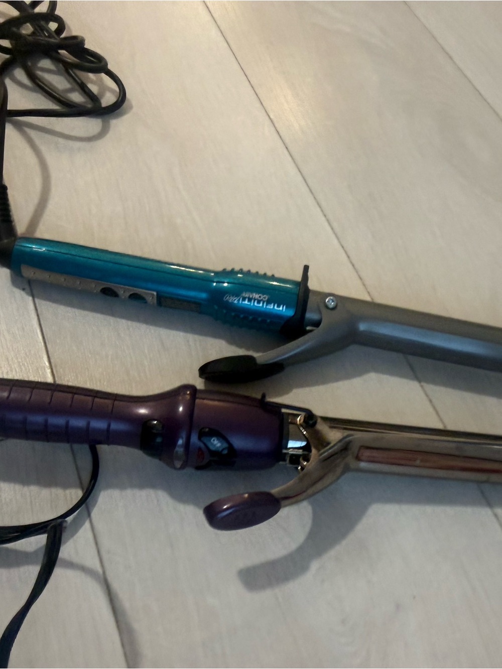 Women’s Curling Irons Set - Professional Hair Styling Tools 2 curlers included
